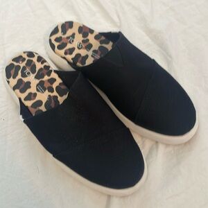 Toms Mallow Mules